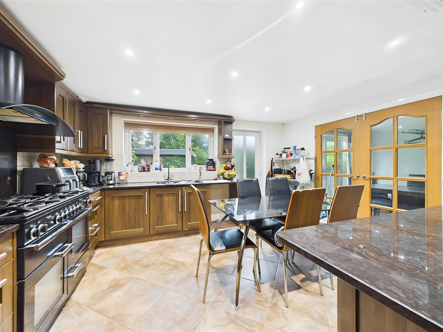 12 Sandown Road, Lancaster LA1 4LN